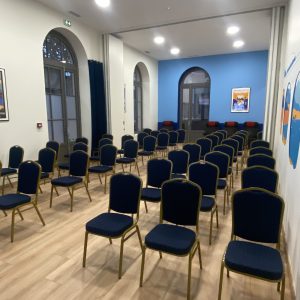 Le Grand Train Bleu La Gare Coworking Aix En Provence